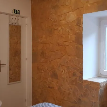 Casa Do Judas Cha de Alvares